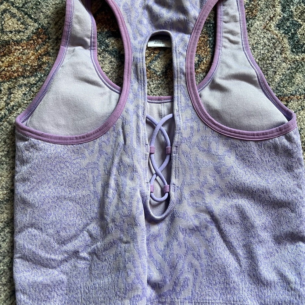 Gymshark Purple Leggings and Top Set - Picture 3 of 7
